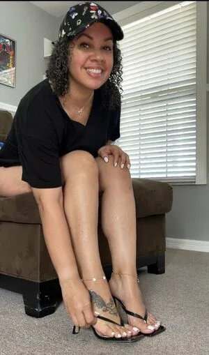 Deedeericanfeet OnlyFans Leaked Free Thumbnail Picture - #a43Cr26eW5