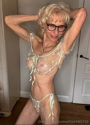 Deelite1495719 OnlyFans Leaked Free Thumbnail Picture - #3X9Wo1ZfF8