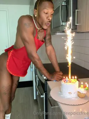 Deepdiccfree OnlyFans Leaked Free Thumbnail Picture - #YkZflfLhWM