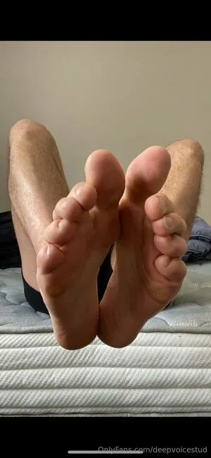 Deepvoicestud OnlyFans Leaked Free Thumbnail Picture - #8gD8FjolG1