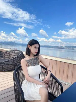 Deer White OnlyFans Leaked Free Thumbnail Picture - #3Q6VkWaXBk