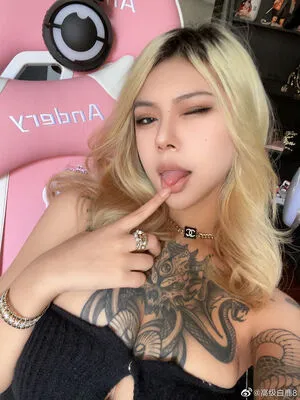 Deer White OnlyFans Leaked Free Thumbnail Picture - #5LijalvS22