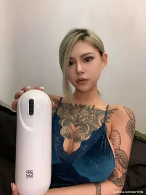Deer White OnlyFans Leaked Free Thumbnail Picture - #5fZ3sachqE