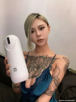 Deer White OnlyFans Leaked Free Thumbnail Picture - #AWoLtcCSQH