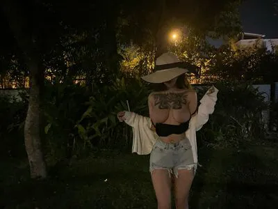 Deer White OnlyFans Leaked Free Thumbnail Picture - #u4ClbZb17O