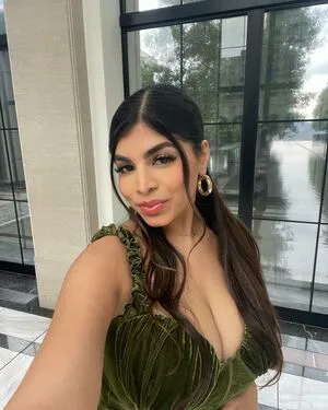 Deevaxo OnlyFans Leaked Free Thumbnail Picture - #bDtKLwkAgn