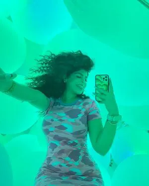 Deevaxo OnlyFans Leaked Free Thumbnail Picture - #yxweHxQv27
