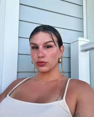 Dehlani OnlyFans Leaked Free Thumbnail Picture - #Lux2w2Y6U1
