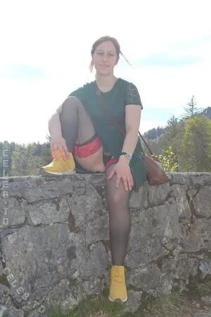 Deineesarah OnlyFans Leaked Free Thumbnail Picture - #z3adDpPTC9