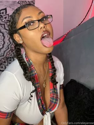 Dejarennae OnlyFans Leaked Free Thumbnail Picture - #rB5ZfA8LVw