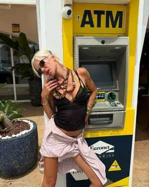 Delilah Belle Hamlin OnlyFans Leaked Free Thumbnail Picture - #d5B7JMRqwX