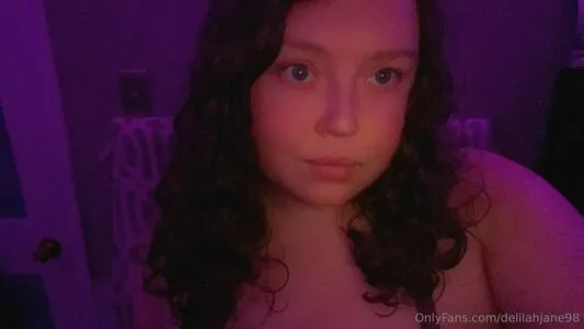 Delilahjane98 OnlyFans Leaked Free Thumbnail Picture - #GxESHS5x24