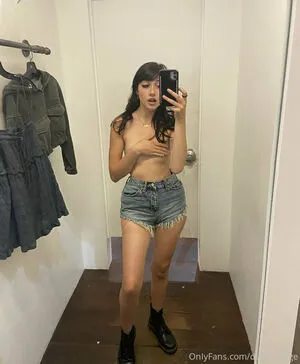 Delilahraige OnlyFans Leaked Free Thumbnail Picture - #20Vzn7zS3a