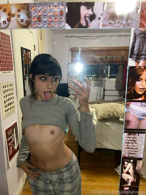 Delilahraige OnlyFans Leaked Free Thumbnail Picture - #cg3xdt8beq