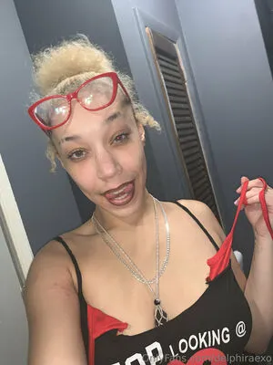 Delphiraexo OnlyFans Leaked Free Thumbnail Picture - #p8baybTIvA