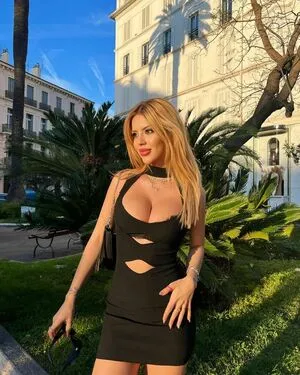 Demet Ozturk OnlyFans Leaked Free Thumbnail Picture - #GbpBBInayw