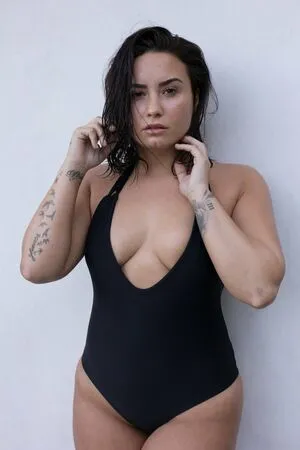Demi Lavato OnlyFans Leaked Free Thumbnail Picture - #84EPq61ojK