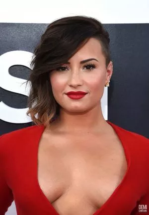 Demi Lovato OnlyFans Leaked Free Thumbnail Picture - #0cheiPwuZL