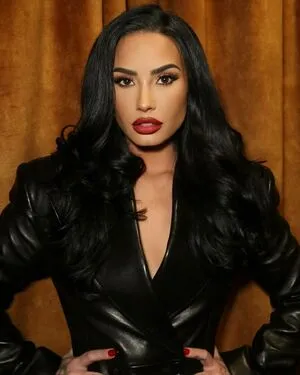Demi Lovato OnlyFans Leaked Free Thumbnail Picture - #1tesSTfk1n