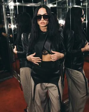 Demi Lovato OnlyFans Leaked Free Thumbnail Picture - #20nYenWuDx