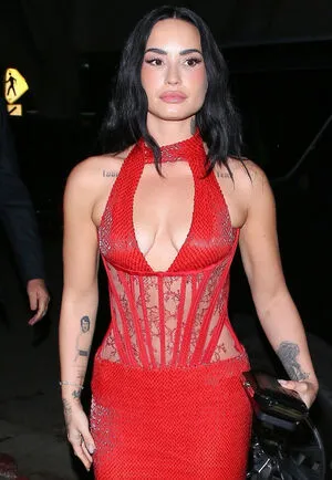 Demi Lovato OnlyFans Leaked Free Thumbnail Picture - #50ZYvZapkn