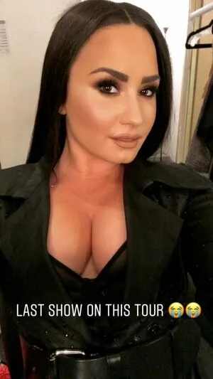 Demi Lovato OnlyFans Leaked Free Thumbnail Picture - #51qQFj53Nh