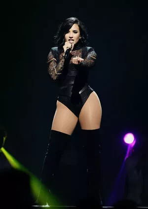 Demi Lovato OnlyFans Leaked Free Thumbnail Picture - #5gqLiOE20x