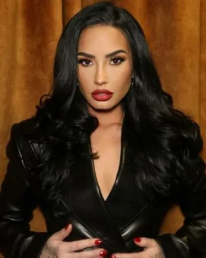 Demi Lovato OnlyFans Leaked Free Thumbnail Picture - #6eUM50RzY2