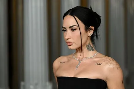 Demi Lovato OnlyFans Leaked Free Thumbnail Picture - #8wem8QPCTZ