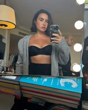 Demi Lovato OnlyFans Leaked Free Thumbnail Picture - #ASXcS87hR9