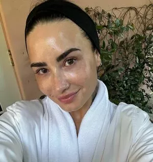 Demi Lovato OnlyFans Leaked Free Thumbnail Picture - #BcBRXzHYHy