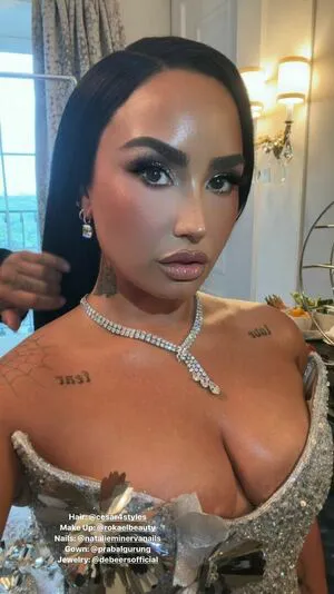 Demi Lovato OnlyFans Leaked Free Thumbnail Picture - #C2uHZvKrWm