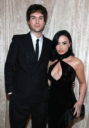 Demi Lovato OnlyFans Leaked Free Thumbnail Picture - #CI8n17AJNc