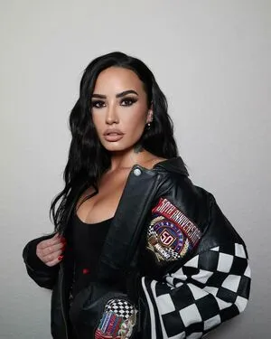 Demi Lovato OnlyFans Leaked Free Thumbnail Picture - #ERGrUH6LQ7