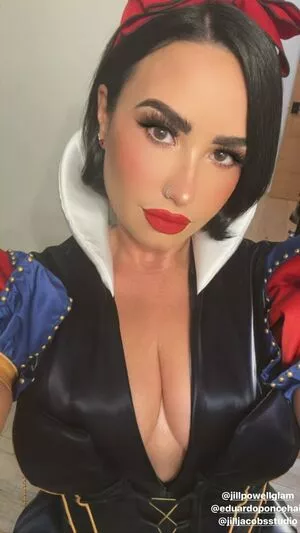 Demi Lovato OnlyFans Leaked Free Thumbnail Picture - #EZHQ4i9k7k