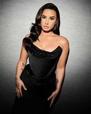 Demi Lovato OnlyFans Leaked Free Thumbnail Picture - #EtbxJzzg3s