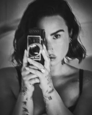 Demi Lovato OnlyFans Leaked Free Thumbnail Picture - #FasSDI0lej