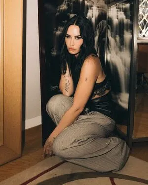 Demi Lovato OnlyFans Leaked Free Thumbnail Picture - #GPDLvrZrr5