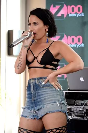 Demi Lovato OnlyFans Leaked Free Thumbnail Picture - #IkvPSCK2wD