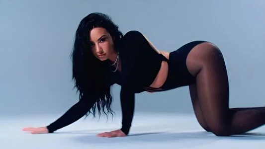 Demi Lovato OnlyFans Leaked Free Thumbnail Picture - #JdfS7brsiu