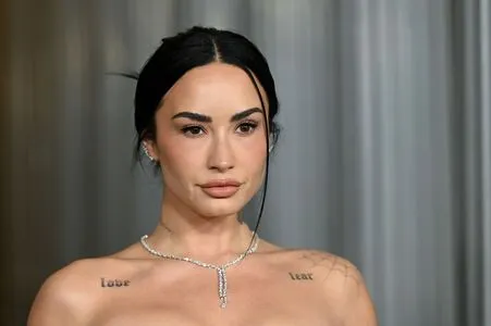 Demi Lovato OnlyFans Leaked Free Thumbnail Picture - #LNmX0CIlMS