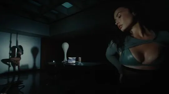 Demi Lovato OnlyFans Leaked Free Thumbnail Picture - #NEOSWLILTT