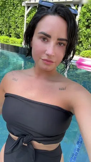 Demi Lovato OnlyFans Leaked Free Thumbnail Picture - #NvukpcBnmt