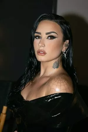 Demi Lovato OnlyFans Leaked Free Thumbnail Picture - #OnOE2b0YOj