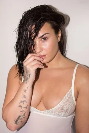 Demi Lovato OnlyFans Leaked Free Thumbnail Picture - #PJHXmCuzzJ