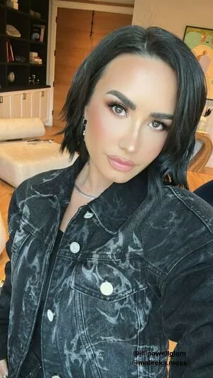 Demi Lovato OnlyFans Leaked Free Thumbnail Picture - #RhWklsNuw4