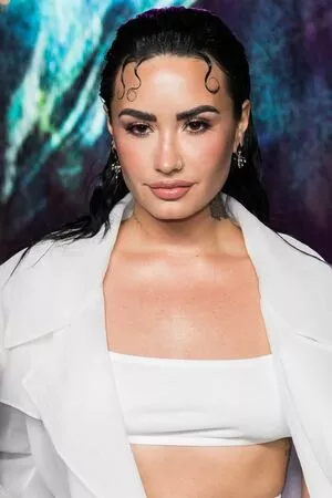 Demi Lovato OnlyFans Leaked Free Thumbnail Picture - #RyEYfaWRE2