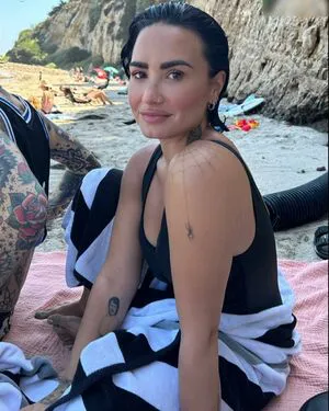 Demi Lovato OnlyFans Leaked Free Thumbnail Picture - #TYzY7GqGdj