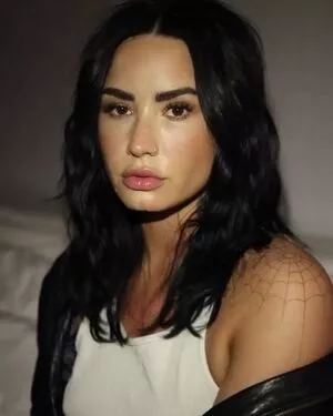 Demi Lovato OnlyFans Leaked Free Thumbnail Picture - #URUUEwuaKQ