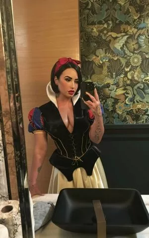 Demi Lovato OnlyFans Leaked Free Thumbnail Picture - #VZO9mWYE2L